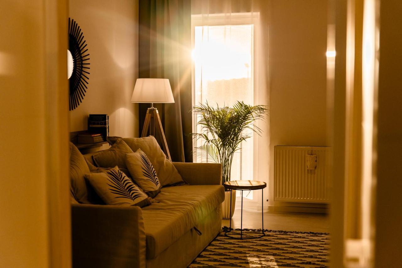 Hop & Lulu Premium Apartment *